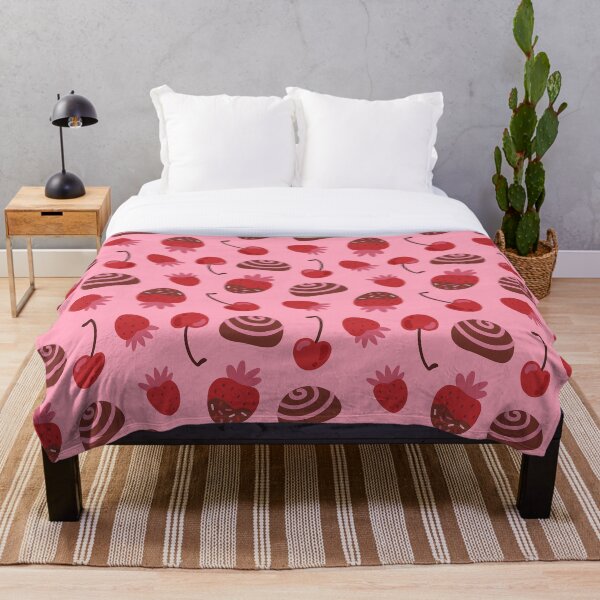 Artikelvorschau, Schokoladen-Erdbeeren und Kirschen auf rosa entworfen und verkauft von Kusaka.art.