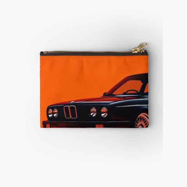 Artikelvorschau, Retro Power – Klassisches europäisches Auto entworfen und verkauft von PosterFuel.