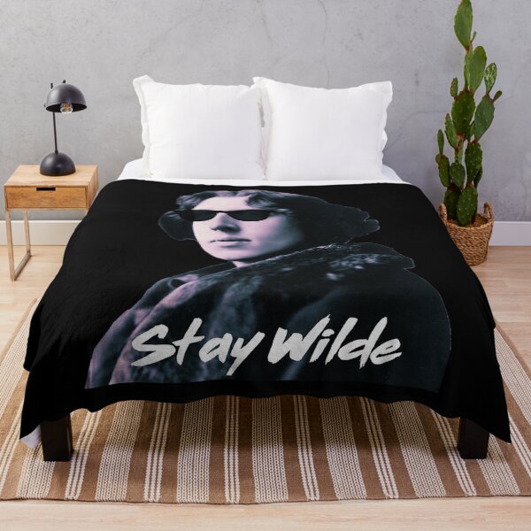 Artikelvorschau, Oscar Wilde Stay Wilde entworfen und verkauft von Good T-shirts.