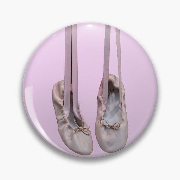 Aperçu de l'œuvre Chaussons de danse créée et vendue par StylishDecor.