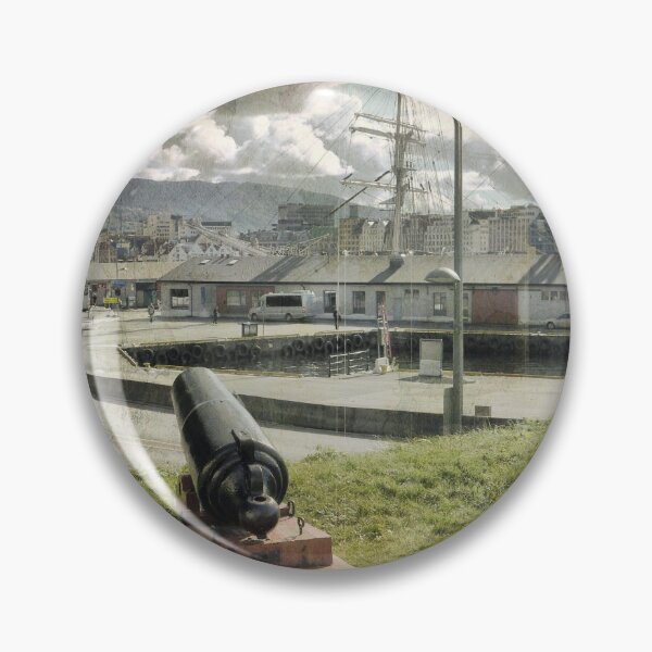 Item preview, Bergen  =//=  Firing on the Bryggen designed and sold by Larry Davis.