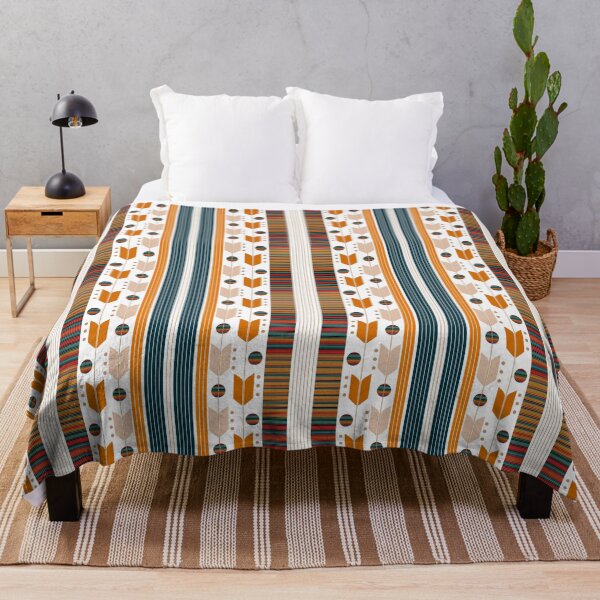 Artikelvorschau, Abstraktes geometrisches Vertikalmuster – Tribal-Modern-Design, inspiriert von amerikanischen Motiven entworfen und verkauft von Clara Fruggeri.