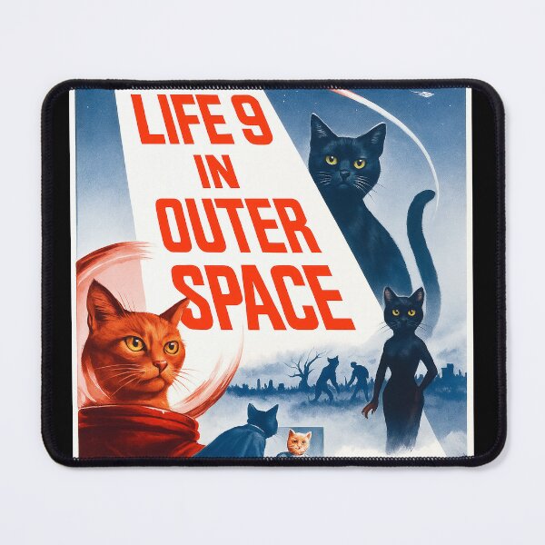 Aperçu de l'œuvre Life 9 In Outer Space créée et vendue par BLEACHD.