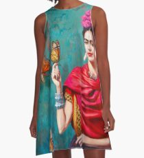 Frida Kahlo-Selbstporträt mit Schmetterlingen, rosa Blumen und grünem Türkishintergrundschmutz A-Linien Kleid