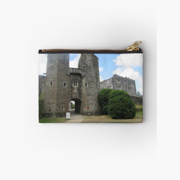Artikelvorschau, Berry Pomeroy Castle - Der Eingang entworfen und verkauft von lezvee.