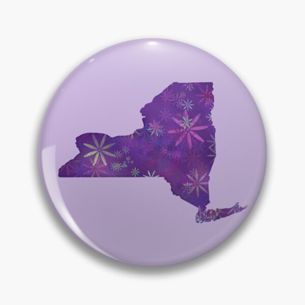 Artikelvorschau, Aufkleber mit lila Blumen aus New York City, Kunstdrucke, Poster, Wandmagnete, Deko für Zuhause, Kaffeetassen, T-Shirts, Schreibwaren, Notizbücher, Hüte, Küche, Arbeit, Schule, Büro – Redbubble-Shop entworfen und verkauft von Saritas Boutique Shop.