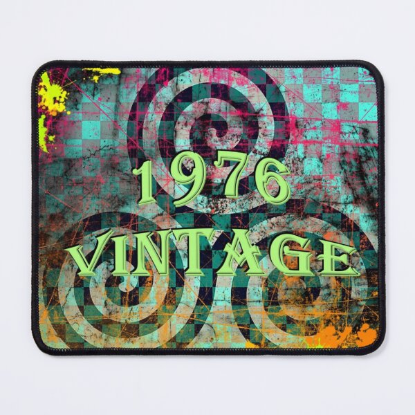 Aperçu de l'œuvre Ambiance vintage années 70 et 80 créée et vendue par seventySIXart&photo .