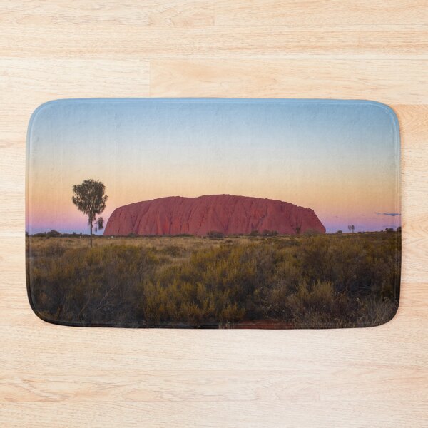 Item preview, Uluru al anochecer designed and sold by Dingo-Digital.
