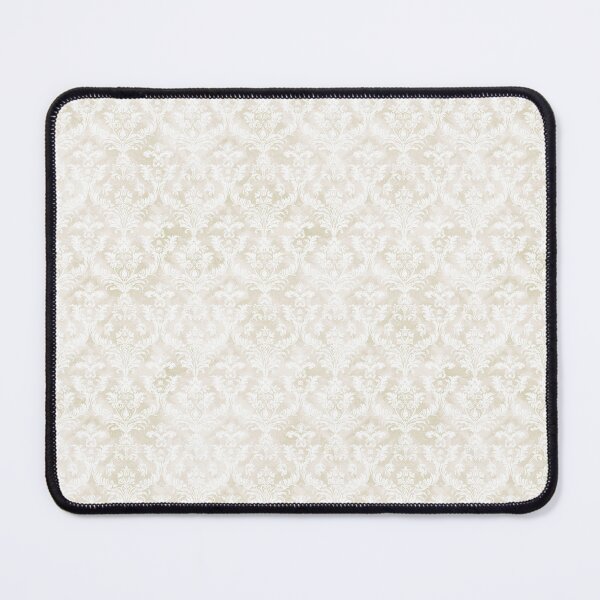 Artikelvorschau, Off-White Damast Shabby Chic Coquette Muster entworfen und verkauft von LouieVanille.