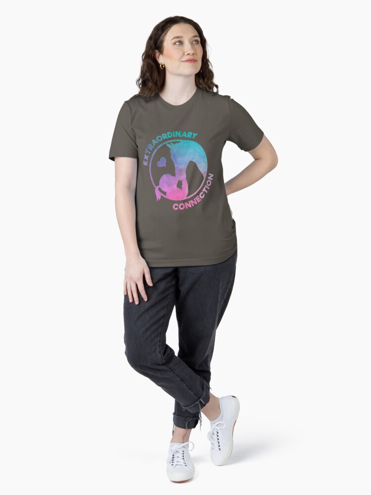 Thumbnail 4 von 7, Essential T-Shirt, Extraordinary Connection - Funny Horse Quote Gift designt und verkauft von yeoys.