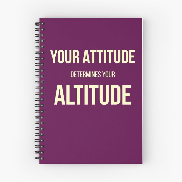 Aperçu de l'œuvre Votre attitude détermine votre altitude – T-shirt à citation inspirante créée et vendue par Qcima.