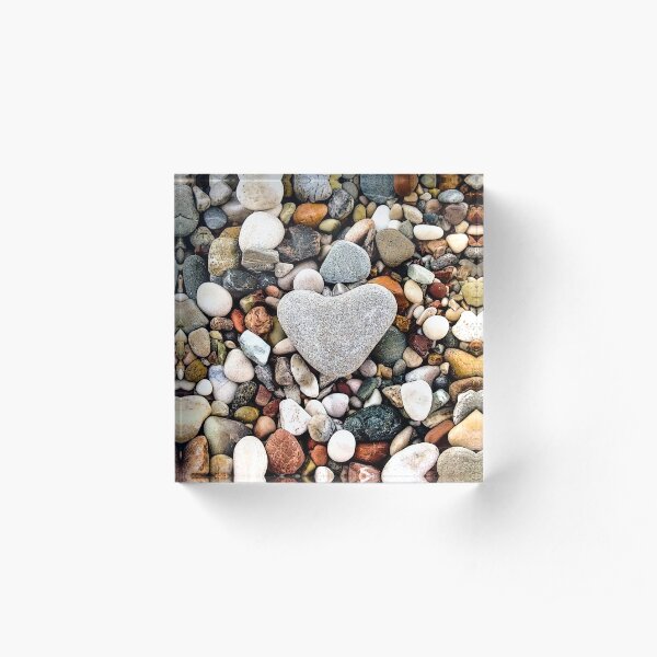 Heart-shaped stone Acrylic Block