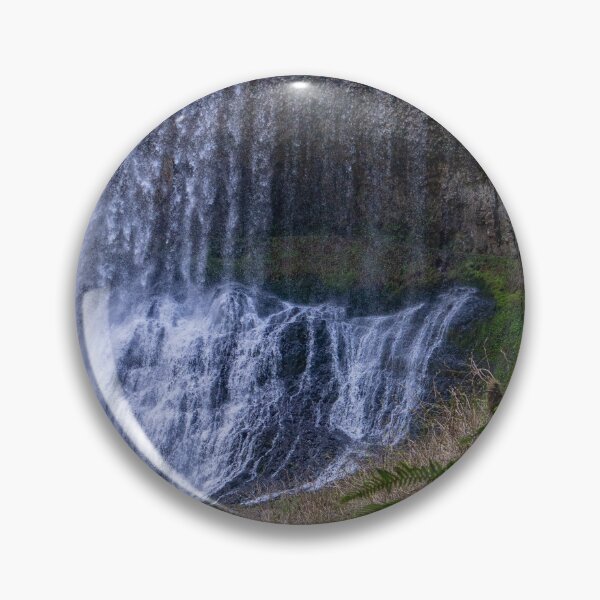Artikelvorschau, Wasserfall entworfen und verkauft von beenplanted.