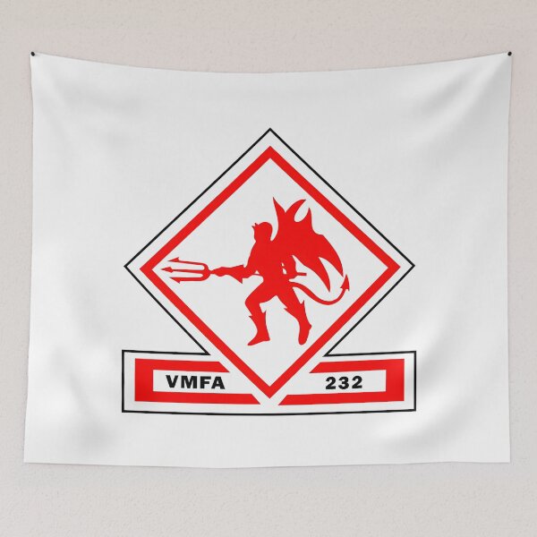 Aperçu de l'œuvre Insigne officiel de l'escadron de chasse et d'attaque des Marines VMFA-232 « Red Devils ». créée et vendue par CharlieDesings.
