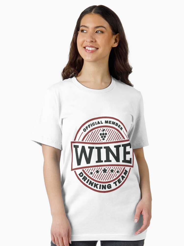 Thumbnail 2 von 7, Essential T-Shirt, Wine Drinking Team - Funny Wine Quote Gift designt und verkauft von yeoys.