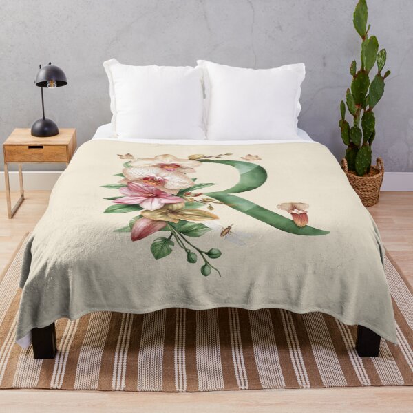 Aperçu de l'œuvre Monogramme élégant en forme de lettre R à thème botanique – Illustration florale d'orchidées et de papillons | Décoration esthétique inspirée par la nature créée et vendue par AmenAlways.
