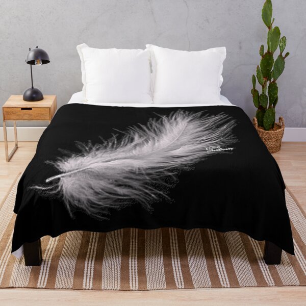 Item preview, Susurro de pluma solitaria designed and sold by Fluid Artzworx.