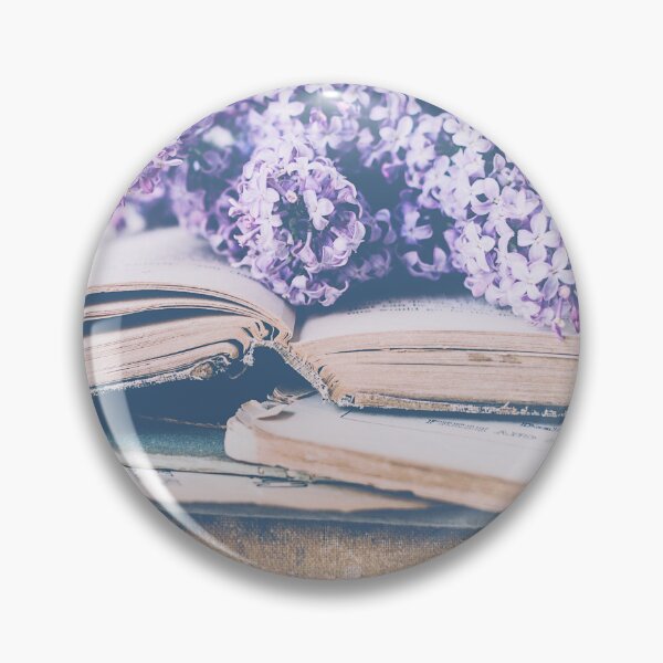 Aperçu de l'œuvre Lilas lisant des livres créée et vendue par gingerfancy.