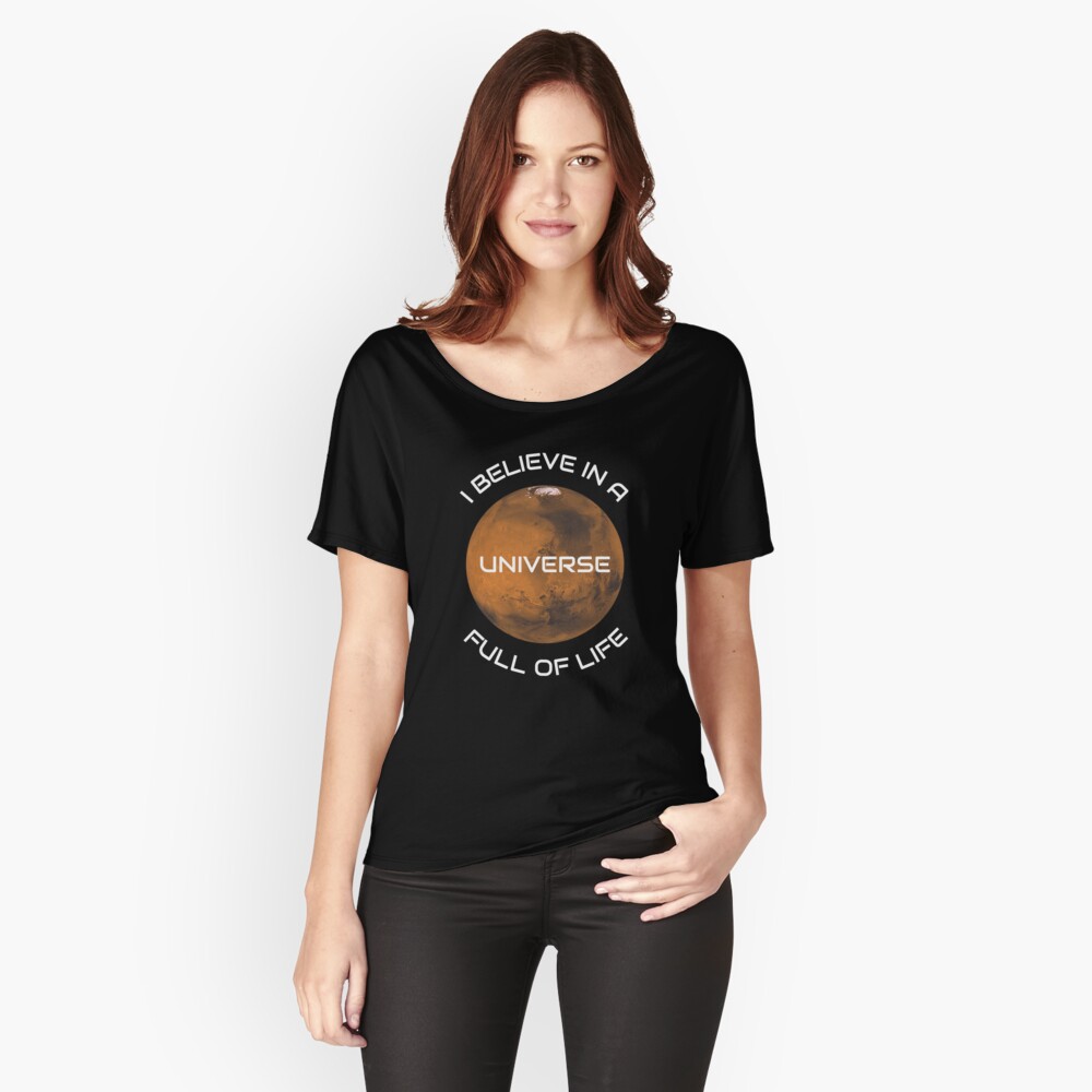 Artikel-Vorschau von Loose Fit T-Shirt, designt und verkauft von yeoys.