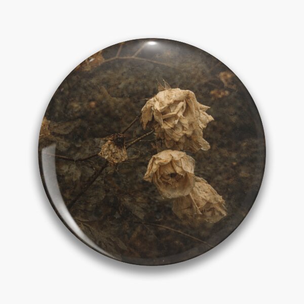 Artikelvorschau, Faded Roses – Vintage Dark Floral Fine Art Print entworfen und verkauft von IsyLaneDesign.