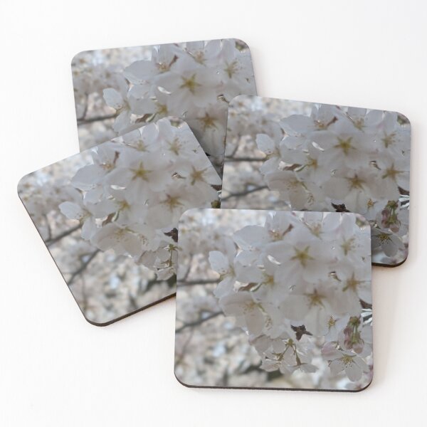 Aperçu de l'œuvre cerisier japonais en fleur créée et vendue par isyra.