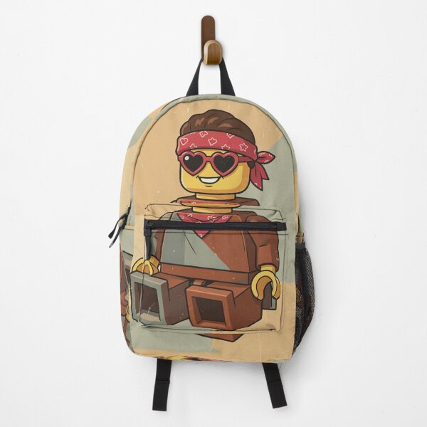 Artikelvorschau, Illustration einer Spielfigur mit Retro-Herz-Sonnenbrille entworfen und verkauft von myforestfog.