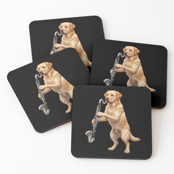 Aperçu de l'œuvre Labrador Retriever jouant de la clarinette basse, clarinettiste basse, amoureux des chiens créée et vendue par TerryConnells.
