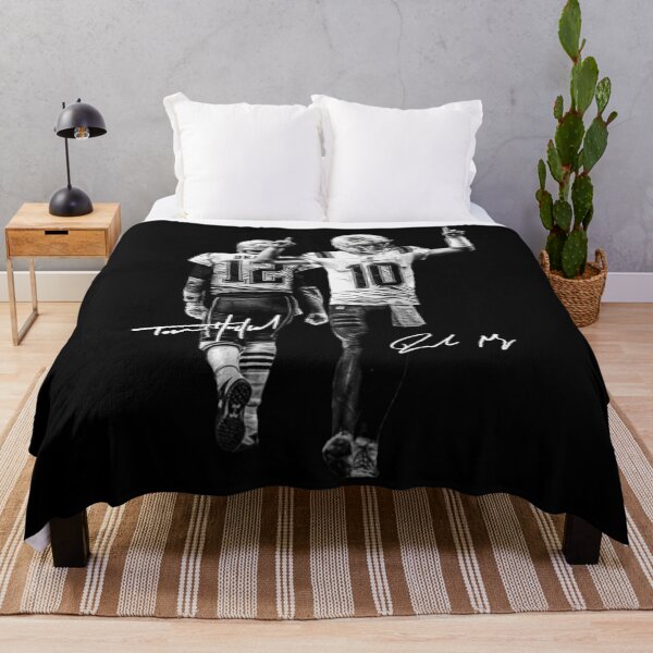 Item preview, Drake Maye With Signature  designed and sold by Elarabyonline.