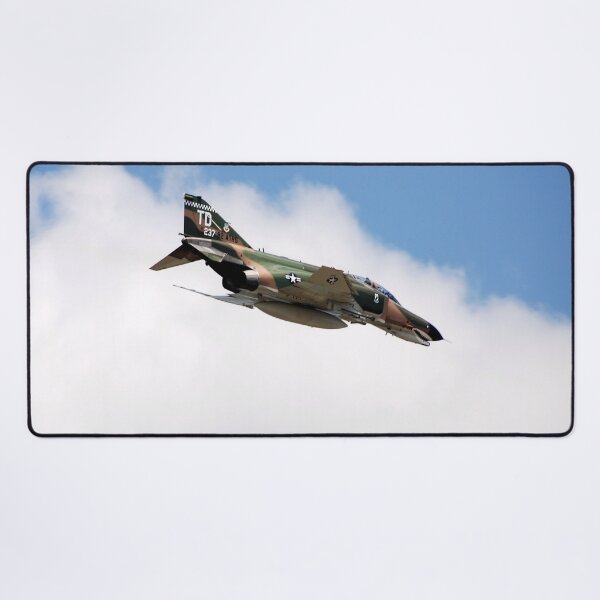 Artikelvorschau, McDonnell Douglas QF-4 Phantom II entworfen und verkauft von John Schneider.