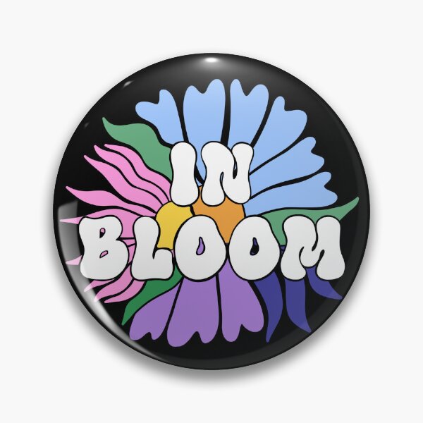 Artikelvorschau, In Bloom – ein farbenfrohes Blumendesign im Retro-Stil entworfen und verkauft von DrawnByMoonBeam.