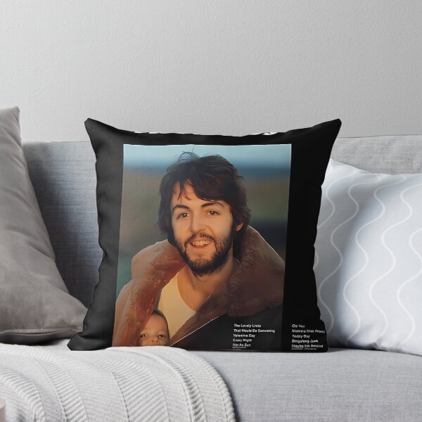 Artikelvorschau, Paul Mccartney entworfen und verkauft von UniqueFashionUs.
