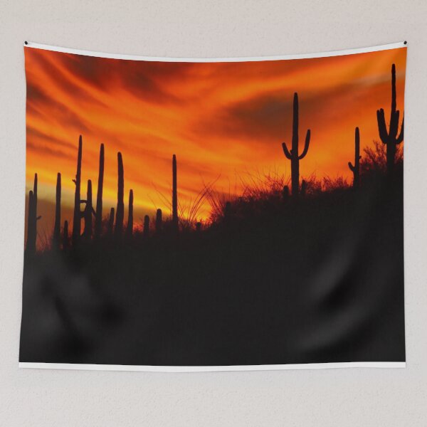 Artikelvorschau, Unglaublicher Sonnenuntergang mit Saguaro-Kaktus entworfen und verkauft von simonjayphotos.