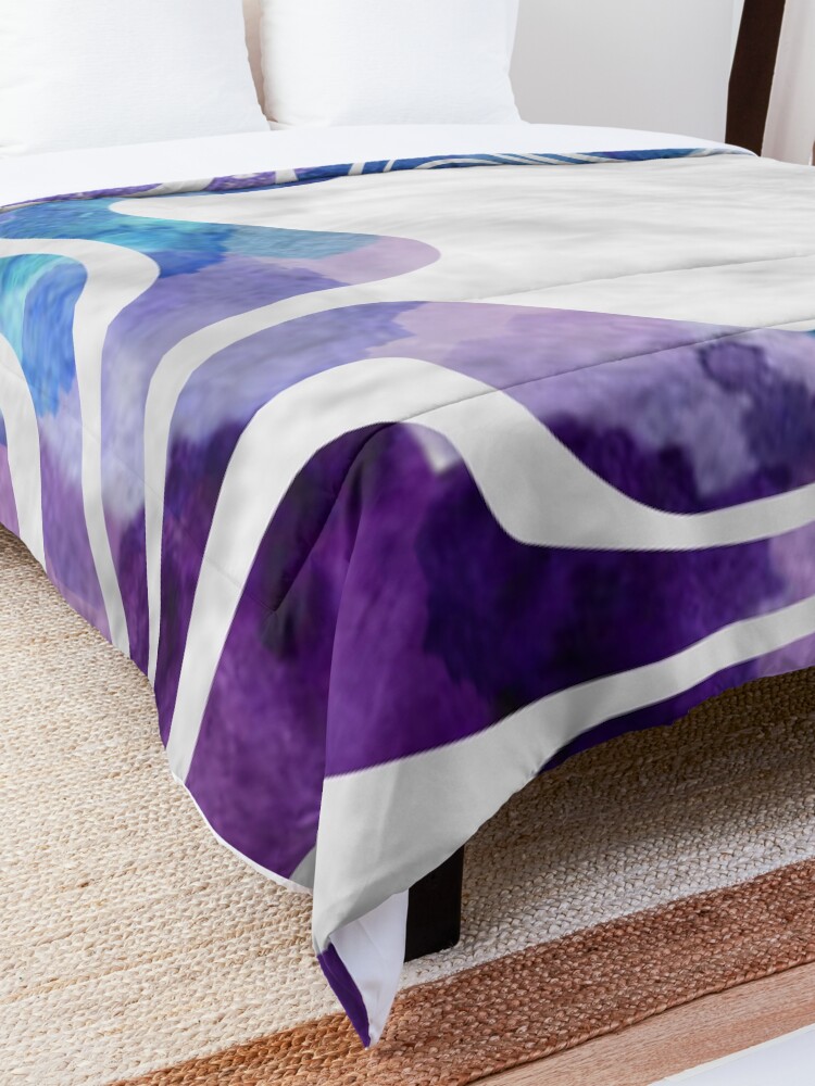 Alternate view of Abstract Watercolour Lines Comforter
