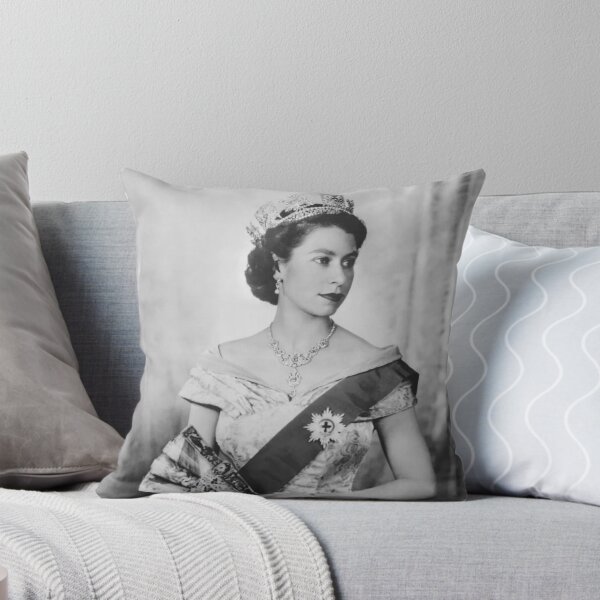 Item preview, Queen Elizabeth designed and sold by KNBS.