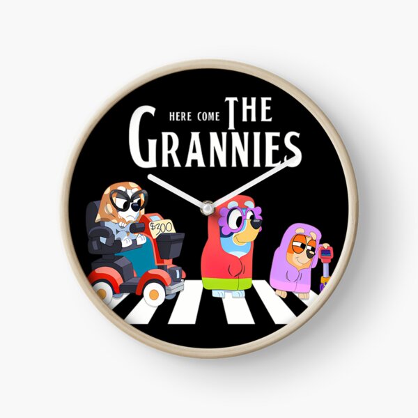 Aperçu de l'œuvre Bluey Here Come The Grannies (style groupe) créée et vendue par gluxy.