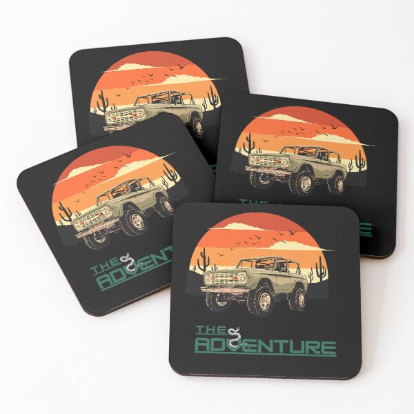 Artikelvorschau, Vintage Offroad-Abenteuer-Jeep-T-Shirt im Retro-Wüsten-Look | Grafik-T-Shirt für Outdoor-Entdecker entworfen und verkauft von Purti123.
