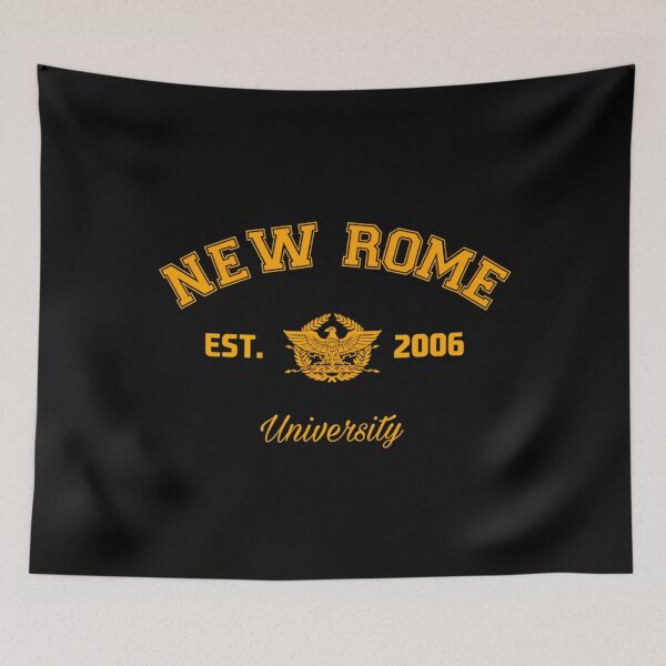 Artikelvorschau, New Rome University Studenten-Hoodie Pjo Timeline entworfen und verkauft von Stif78.