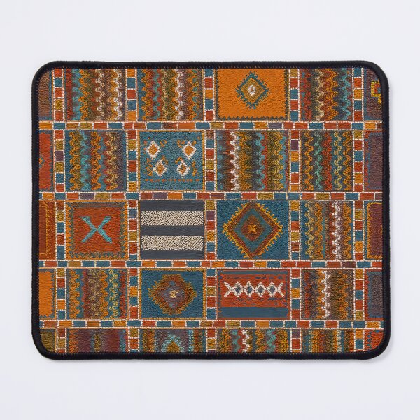 Artikelvorschau, Marokkanisches Berber-Kelim-Textildesign mit geometrischem Stammesmuster entworfen und verkauft von PinUpPizzazz.