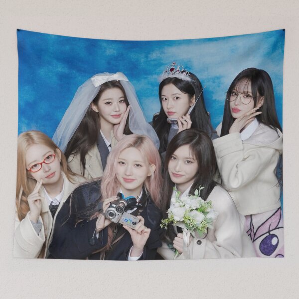 Item preview, IVE (KPOP) designed and sold by jaofnn.