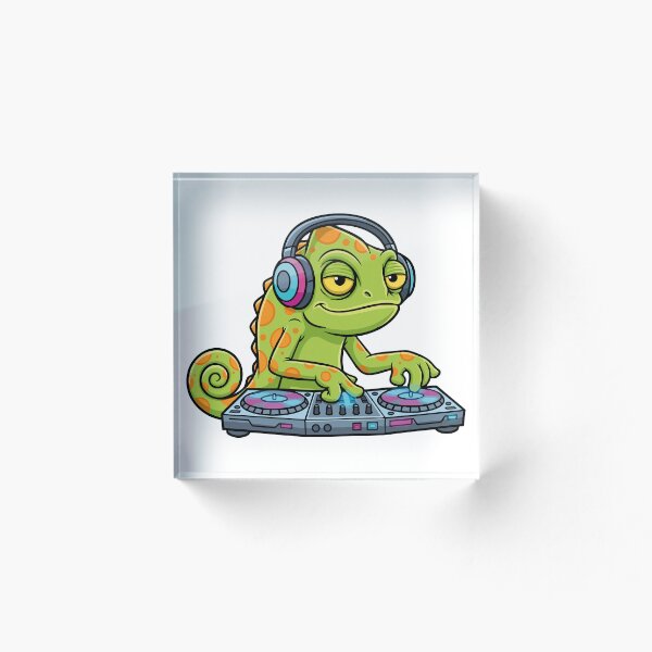 Item preview, Camaleón DJ Tocadiscos Mascota de Música Dibujos Animados designed and sold by PixelStudioBe.