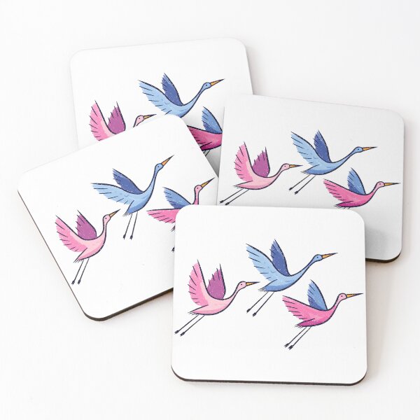 Aperçu de l'œuvre Trio de grues en vol pastel - Illustration d'oiseaux mignons et fantaisistes créée et vendue par DesignArtist.ia.