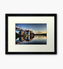 Reflektierende Tyne Gerahmtes Wandbild