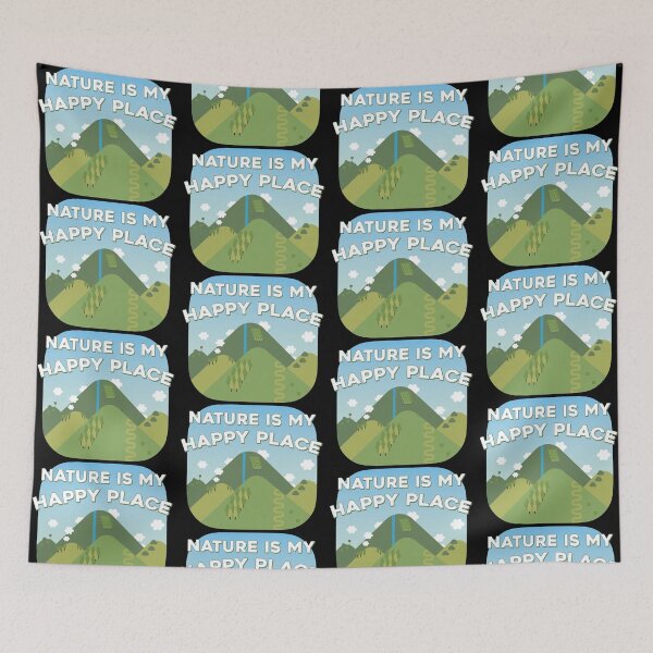 Artikelvorschau, Die Natur ist mein Lieblingsort – Geschenkidee für Bergwanderer entworfen und verkauft von darryldesign.