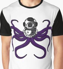 Dive helmet octopus Graphic T-Shirt
