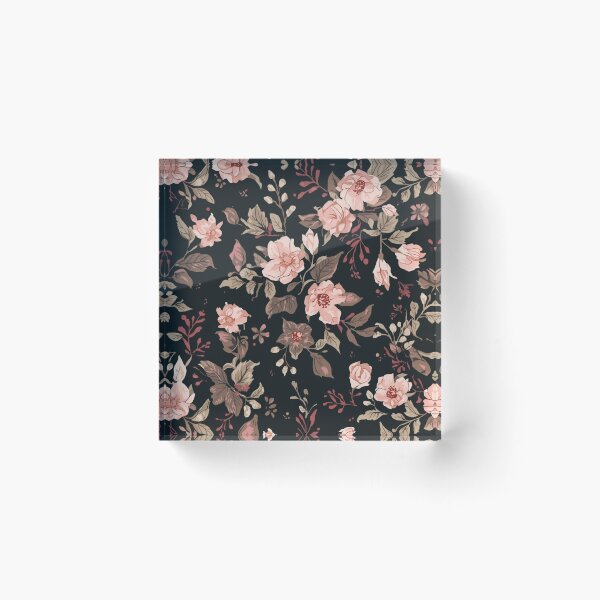 Artikelvorschau, Vintage Floral Pattern on Black – Elegant Dark Flower Aesthetic entworfen und verkauft von LAtelierNoir.