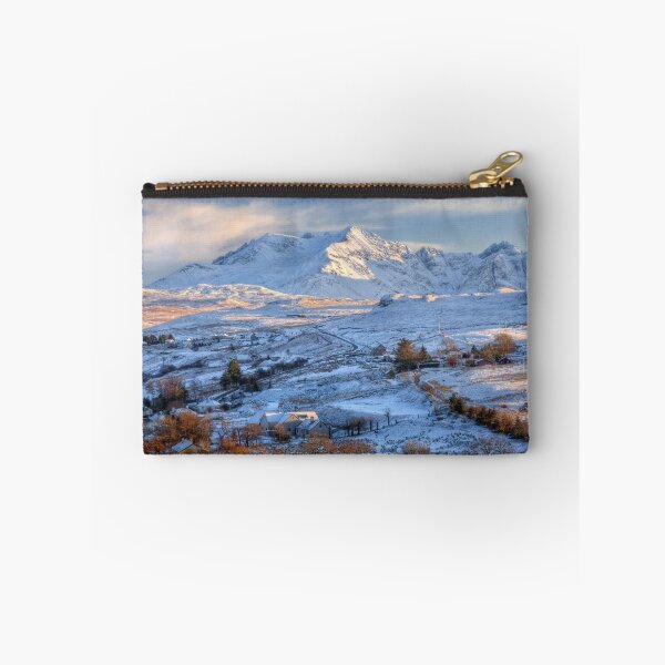 Artikelvorschau, Cuillins im Winter, Isle of Skye, Schottland. entworfen und verkauft von PhotosEcosse.