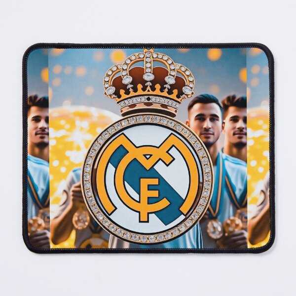 Item preview, El Medallón Del Real Madrid designed and sold by casamomo.