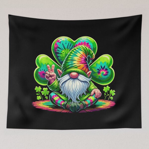 Artikelvorschau, Retro-Regenbogen-Tie-Dye-Friedenszeichen-Gnom-T-Shirt (Redbubble-exklusiv) – St. Patrick's Day entworfen und verkauft von MiteKangerin.