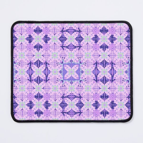 Artikelvorschau, Lavendelfarbenes geometrisches Blumenmuster – abstraktes Pastelldesign entworfen und verkauft von thanratdesign.