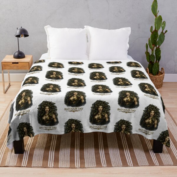 Artikelvorschau, Lustiges Design mit Medusa-Schlangen für einen schlechten Haartag entworfen und verkauft von Shoot-The-Moon.
